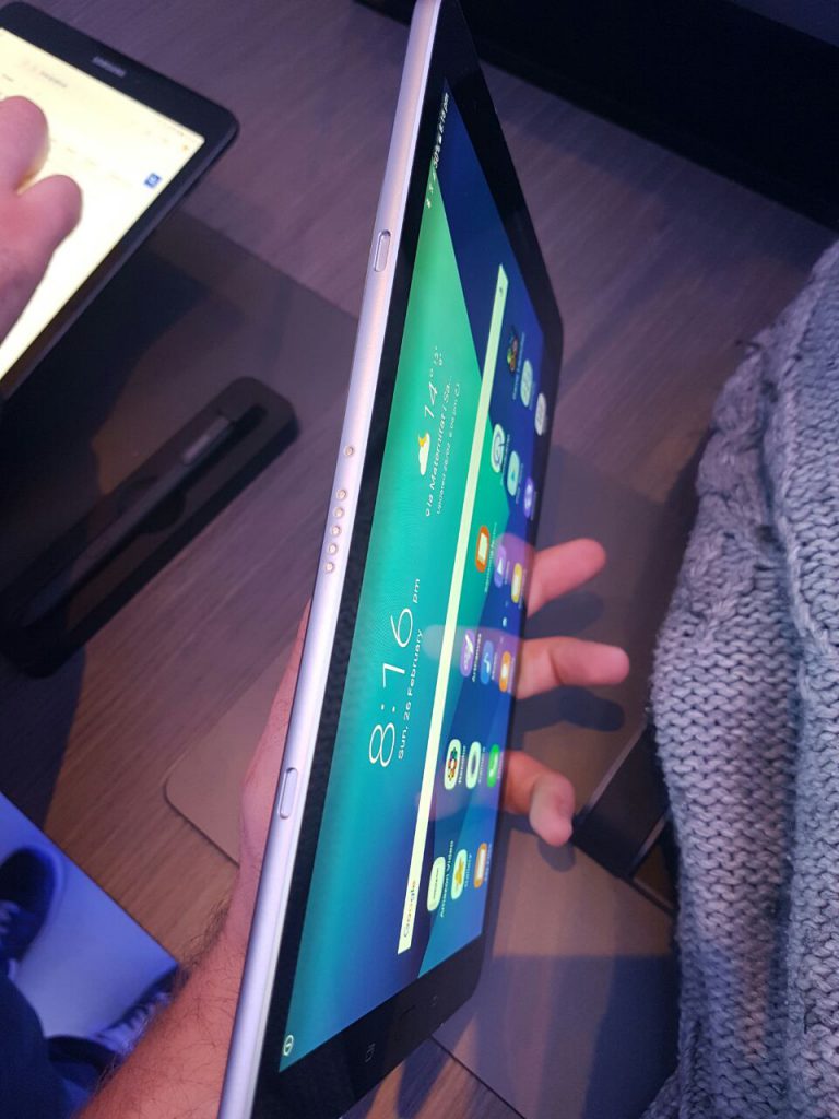 Samsung apuesta con la Galaxy Tab S3 y el Galaxy Book galaxy tab s3